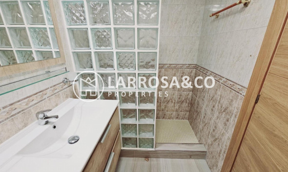 Resale - Detached House/Villa - Torrevieja - La Siesta - El Salado - Torreta