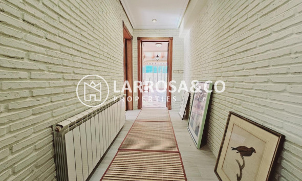 Resale - Detached House/Villa - Torrevieja - La Siesta - El Salado - Torreta