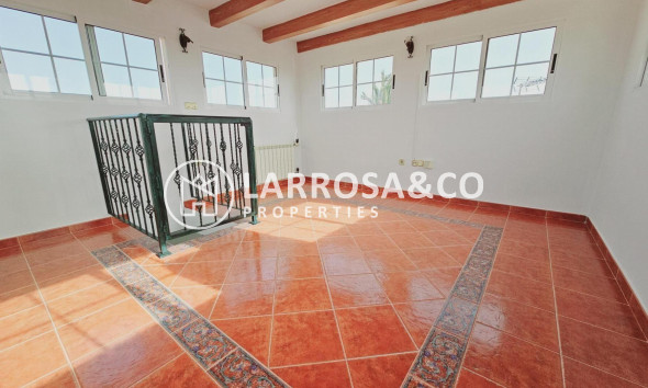 Resale - Detached House/Villa - Torrevieja - La Siesta - El Salado - Torreta