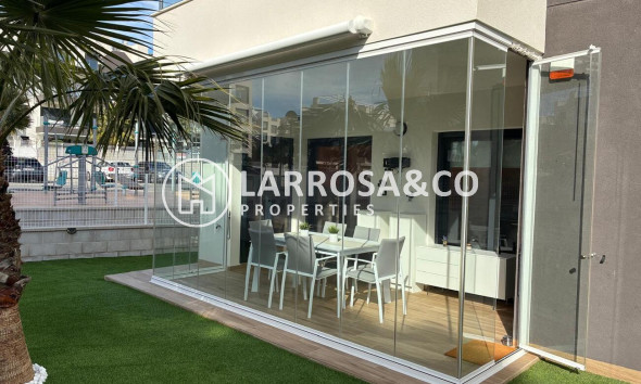 Reventa - Apartamento - Villamartín - Costa Blanca