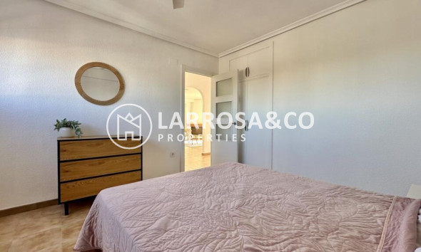 A Vendre - Penthouse  - Torrevieja - Punta Prima