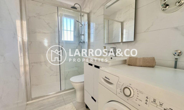 A Vendre - Penthouse  - Torrevieja - Punta Prima