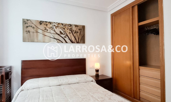 Resale - Apartment - Torrevieja - Playa del cura