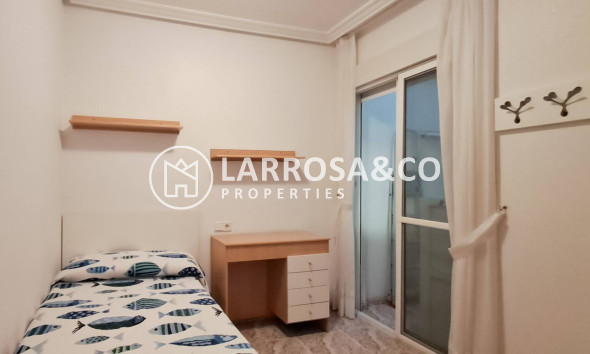Resale - Apartment - Torrevieja - Playa del cura