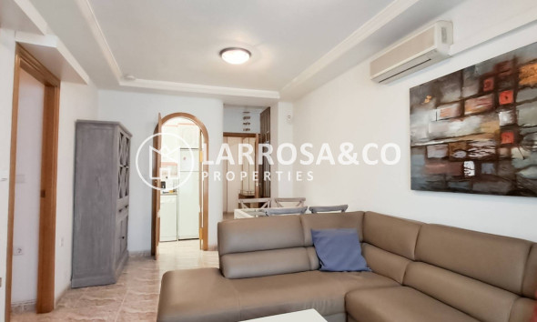 Resale - Apartment - Torrevieja - Playa del cura