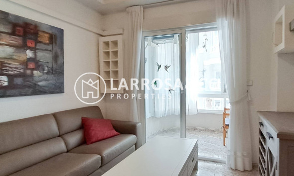 Resale - Apartment - Torrevieja - Playa del cura