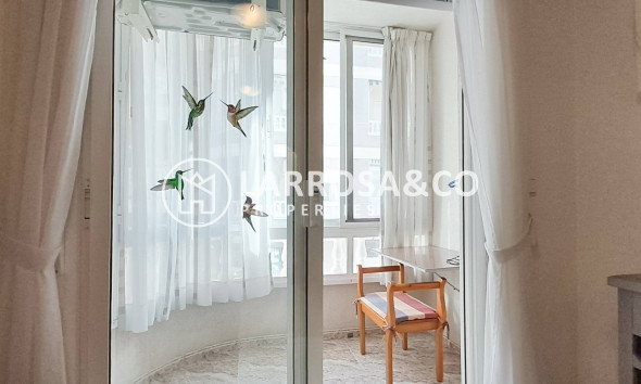 Resale - Apartment - Torrevieja - Playa del cura