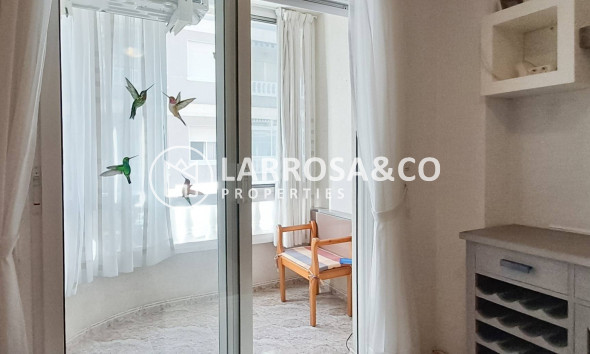 Resale - Apartment - Torrevieja - Playa del cura