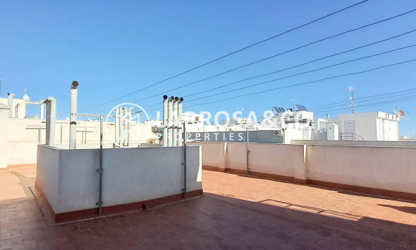 Resale - Apartment - Torrevieja - Playa del cura