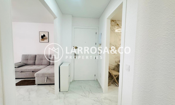Reventa - Apartamento - Torrevieja - Playa del cura