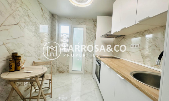 Reventa - Apartamento - Torrevieja - Playa del cura