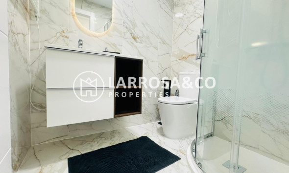 Reventa - Apartamento - Torrevieja - Playa del cura