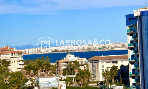 Resale - Apartment - Torrevieja - Punta Prima