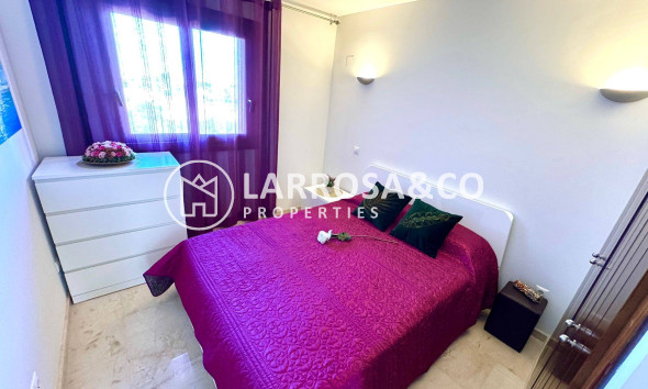 Resale - Apartment - Torrevieja - Punta Prima