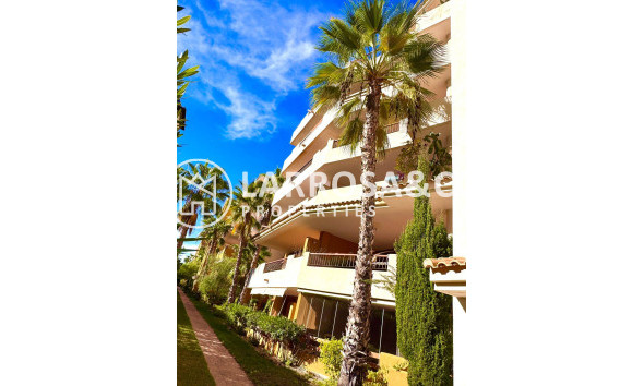 Resale - Apartment - Torrevieja - Punta Prima