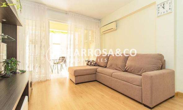 Resale - Apartment - Torrevieja - Playa del cura
