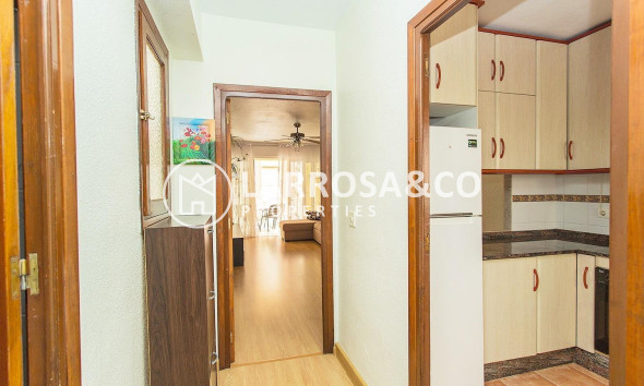 Resale - Apartment - Torrevieja - Playa del cura