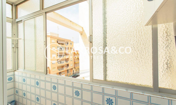 Resale - Apartment - Torrevieja - Playa del cura