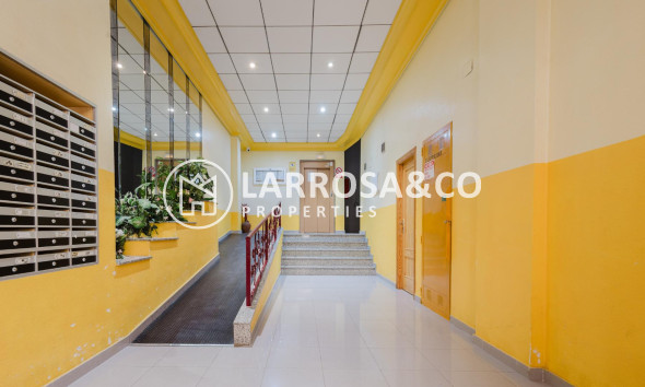 Resale - Apartment - Torrevieja - Costa Blanca