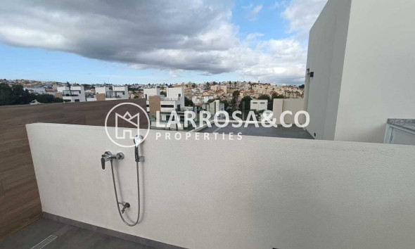 Resale - Detached House/Villa - Villamartín - Costa Blanca