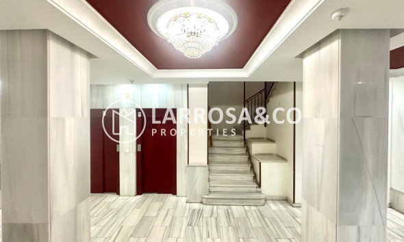 Reventa - Apartamento - Torrevieja - Centro