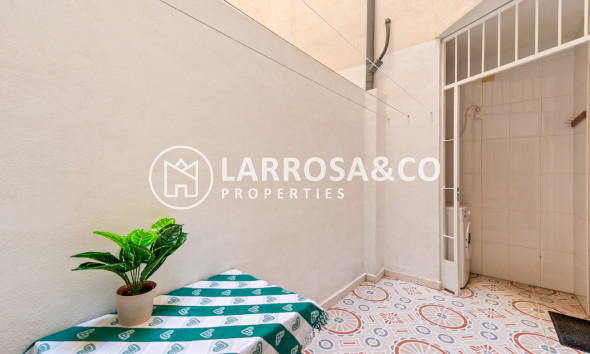 Herverkoop - Apartment - Torrevieja - Parque de las Naciones