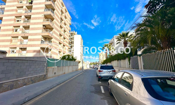Resale - Apartment - Torrevieja - Playa del cura