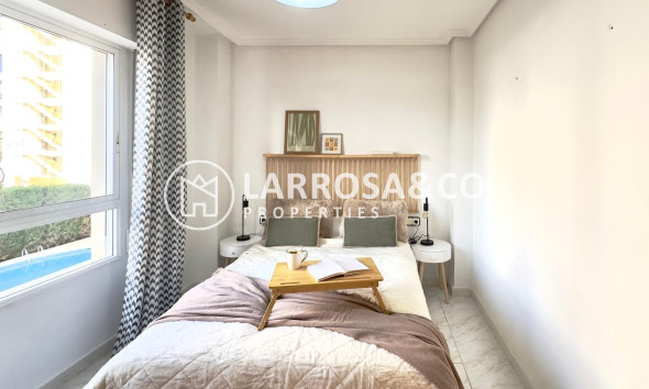 Resale - Apartment - Torrevieja - Playa del cura