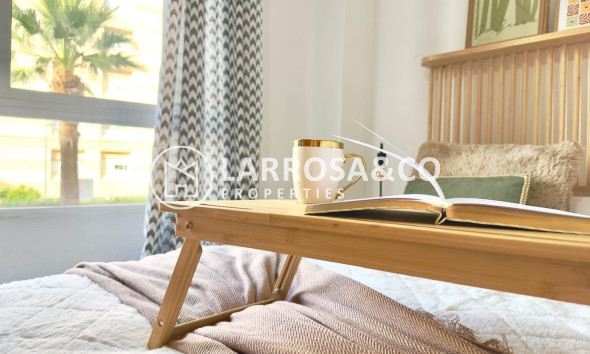 Resale - Apartment - Torrevieja - Playa del cura