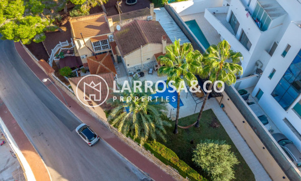 Resale - Detached House/Villa - Torrevieja - Los Balcones