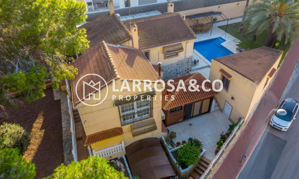Resale - Detached House/Villa - Torrevieja - Los Balcones