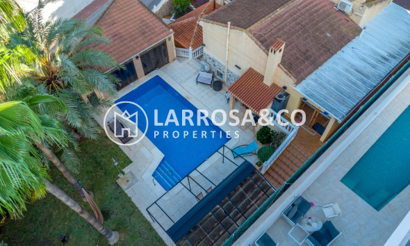 Resale - Detached House/Villa - Torrevieja - Los Balcones