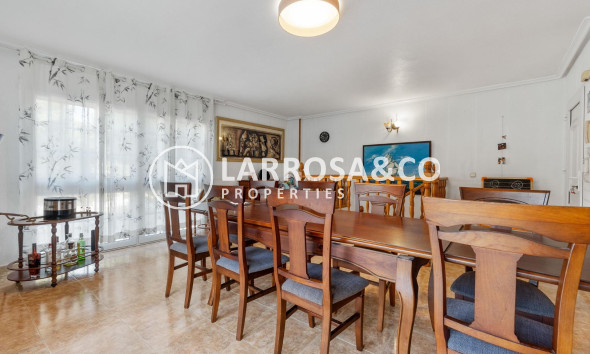 Resale - Detached House/Villa - Torrevieja - Los Balcones