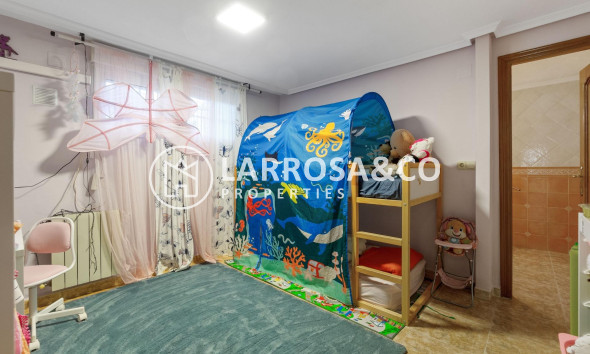 Resale - Detached House/Villa - Torrevieja - Los Balcones