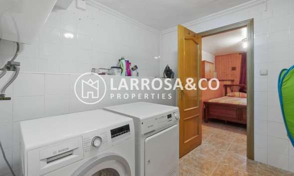Resale - Detached House/Villa - Torrevieja - Los Balcones