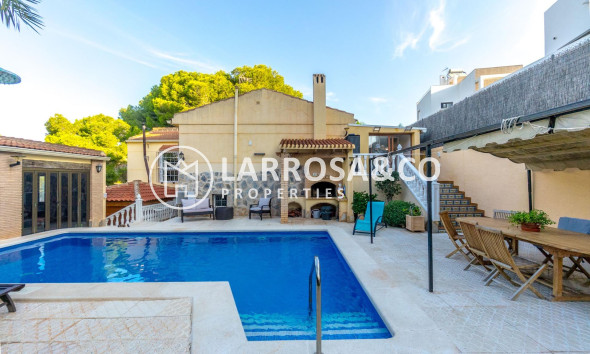 Resale - Detached House/Villa - Torrevieja - Los Balcones