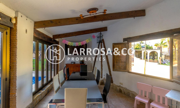 Resale - Detached House/Villa - Torrevieja - Los Balcones