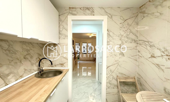 Reventa - Apartamento - Torrevieja - Playa del cura