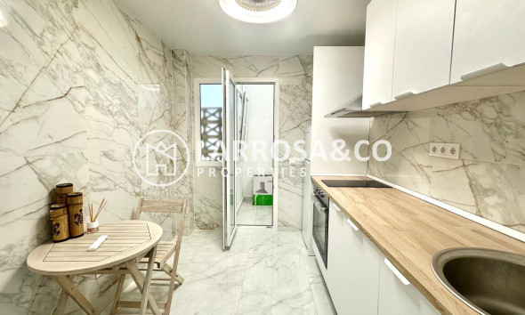 Reventa - Apartamento - Torrevieja - Playa del cura