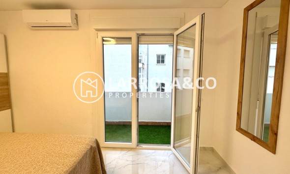 Reventa - Apartamento - Torrevieja - Playa del cura