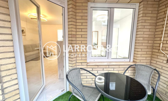 Reventa - Apartamento - Torrevieja - Playa del cura