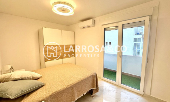 Reventa - Apartamento - Torrevieja - Playa del cura