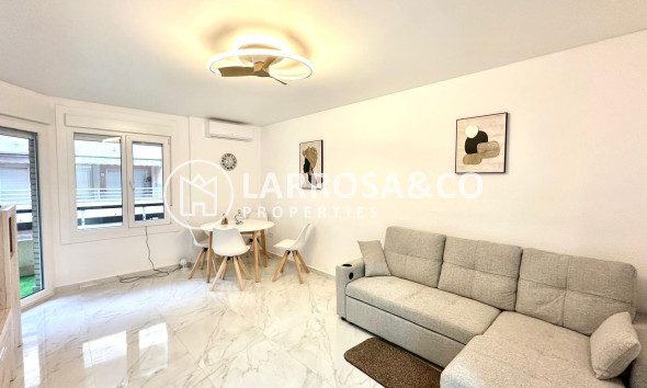 Reventa - Apartamento - Torrevieja - Playa del cura