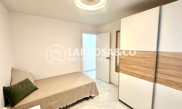 Reventa - Apartamento - Torrevieja - Playa del cura