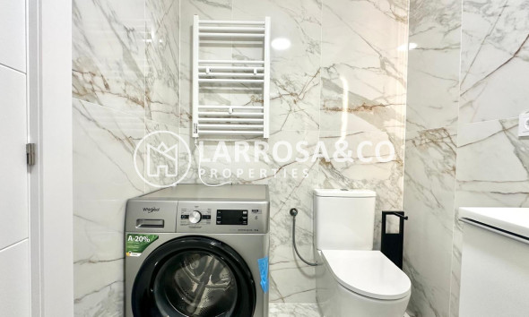 Reventa - Apartamento - Torrevieja - Playa del cura