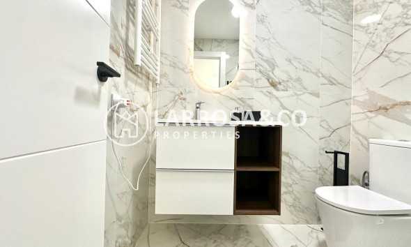 Reventa - Apartamento - Torrevieja - Playa del cura