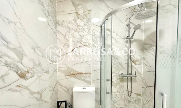 Reventa - Apartamento - Torrevieja - Playa del cura