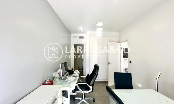 Вторичный рынок - Квартира - Торревьеха - torrevieja