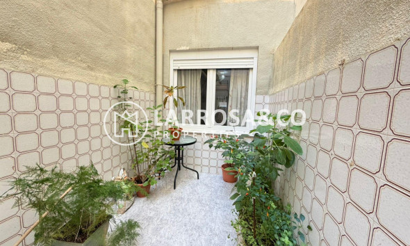 Resale - Apartment - Torrevieja - Playa del cura