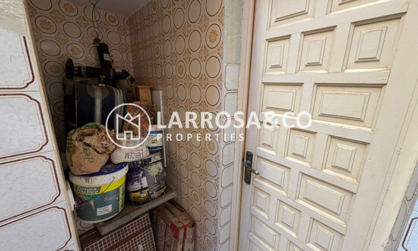 Resale - Apartment - Torrevieja - Playa del cura